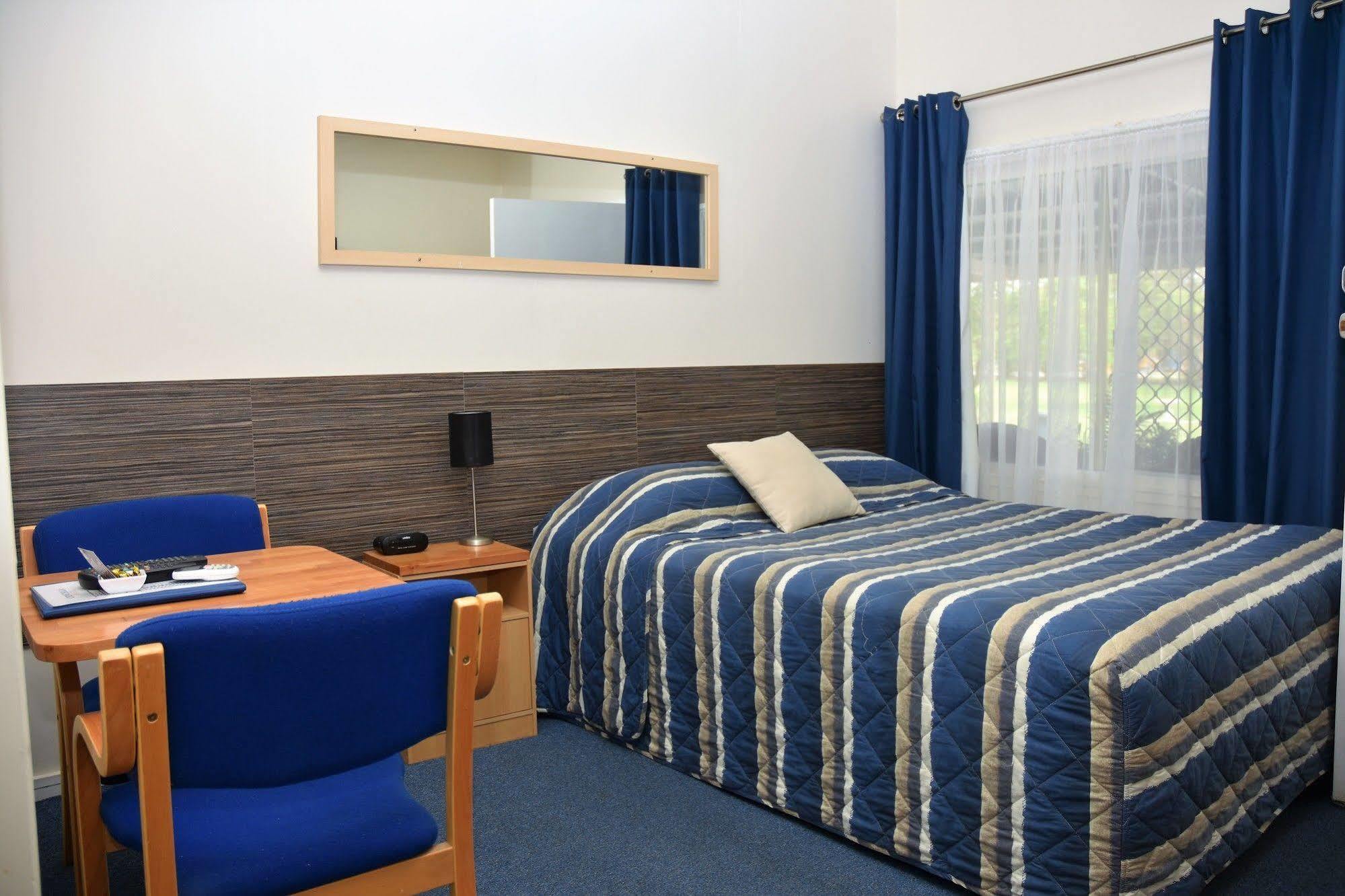 Chinchilla Motel Ngoại thất bức ảnh